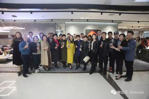 走進標(biāo)桿——黛柏睿宜昌經(jīng)銷商經(jīng)營思路分享